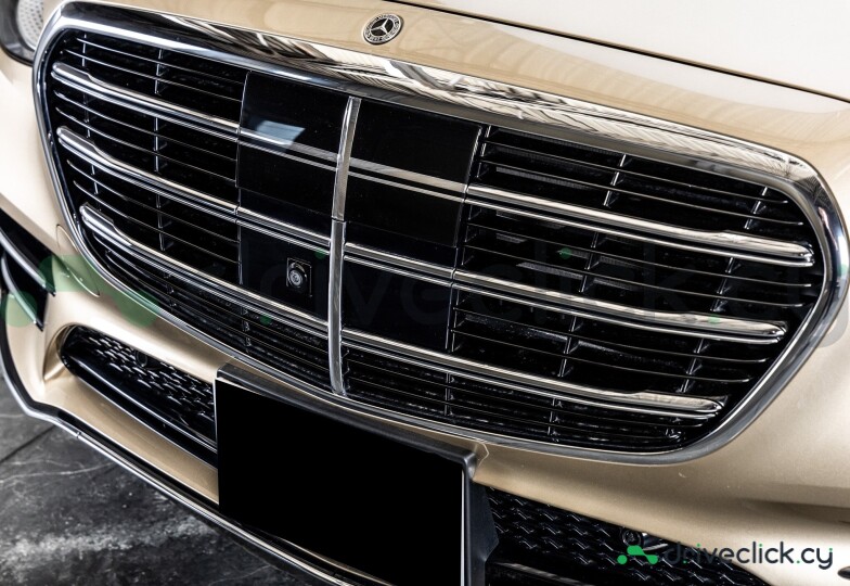 Mercedes S-class Gold