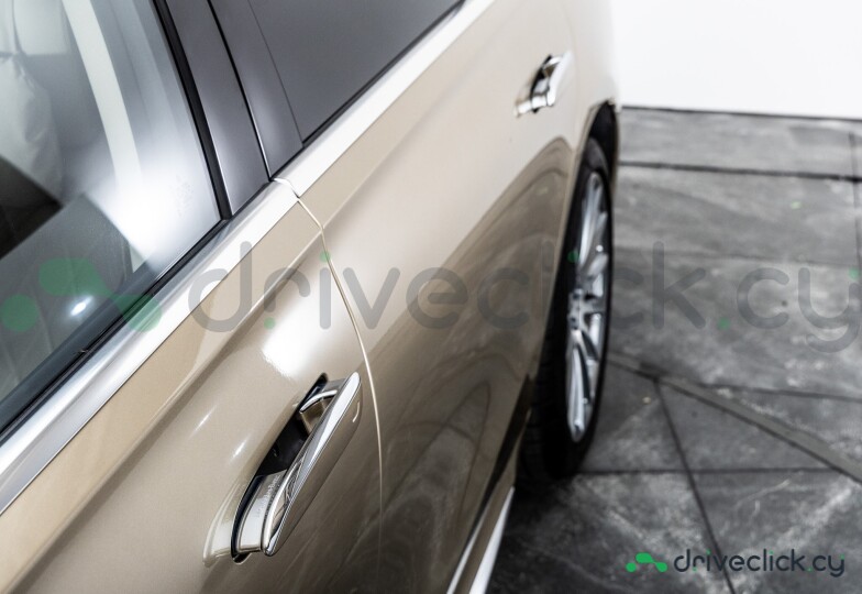 Mercedes S-class Gold