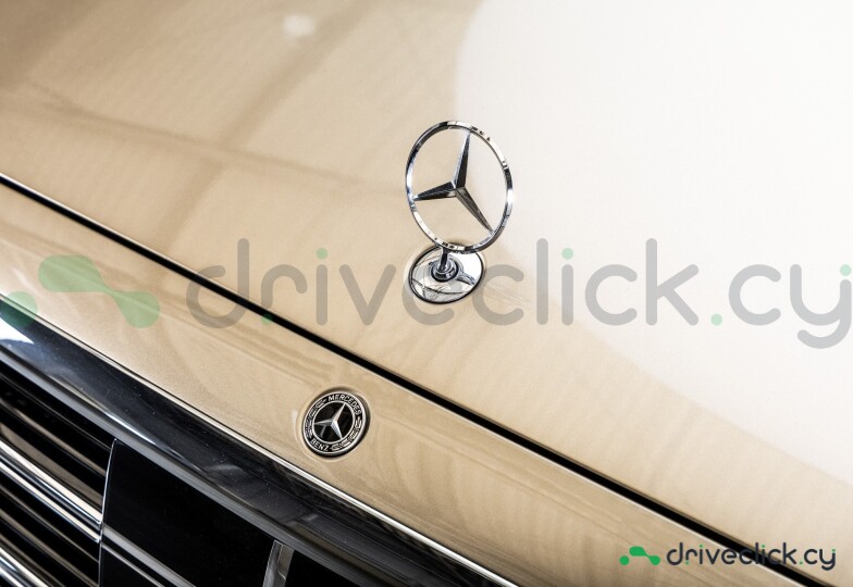 Mercedes S-class Gold