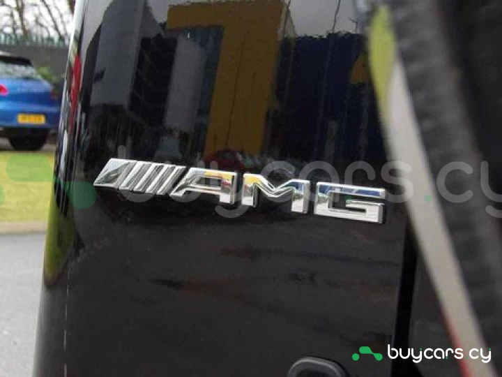 Mercedes G-class Black