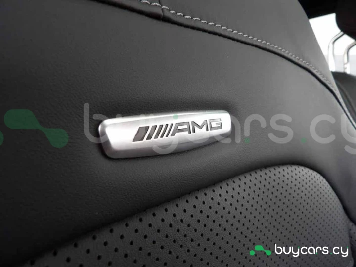 Mercedes G-class Black