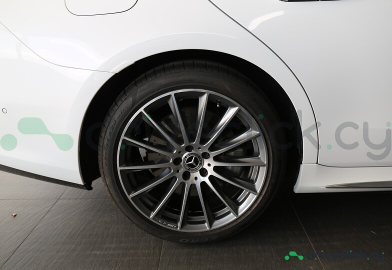 Mercedes S-class White