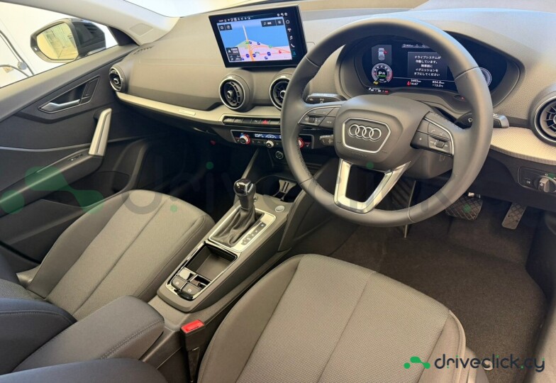 Audi Q2 Black