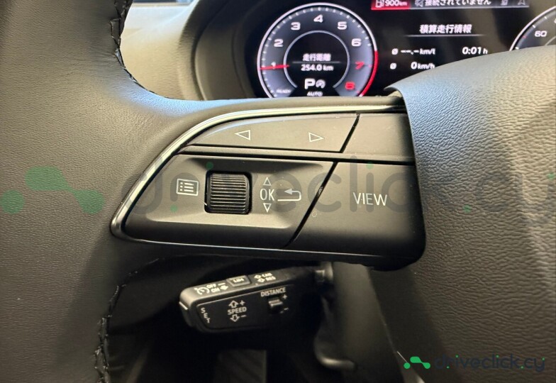 Audi Q2 Black