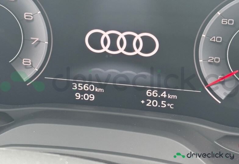 Audi Q2 Black
