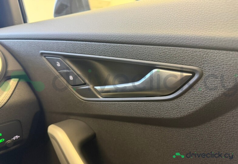 Audi Q2 Black