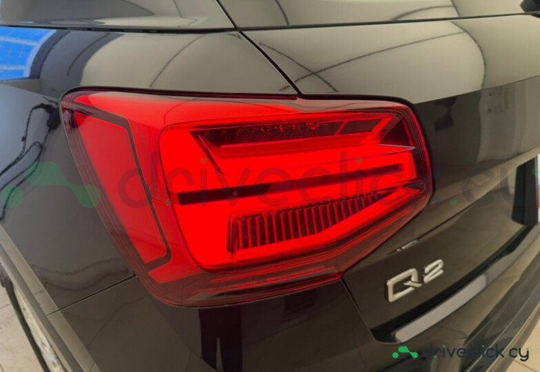 Audi Q2 Black