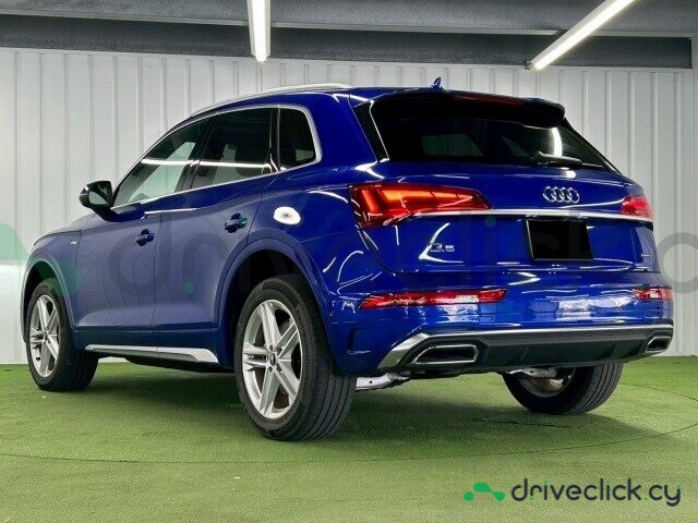 Audi Q5 Blue