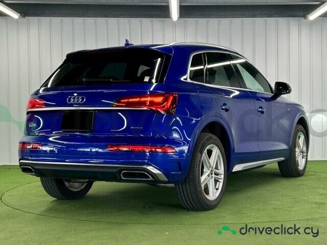 Audi Q5 Blue