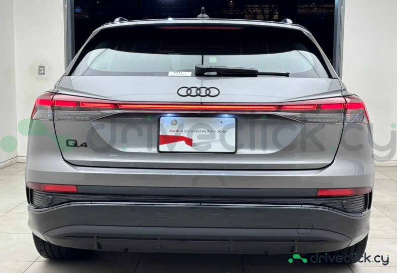 Audi Q4 e-tron Grey