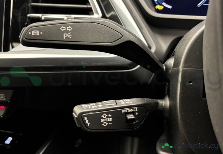 Audi Q4 e-tron Grey