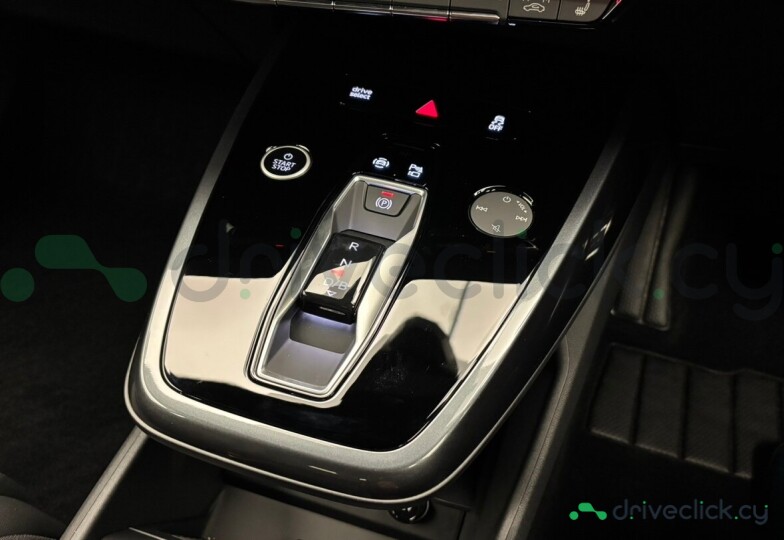 Audi Q4 e-tron Grey