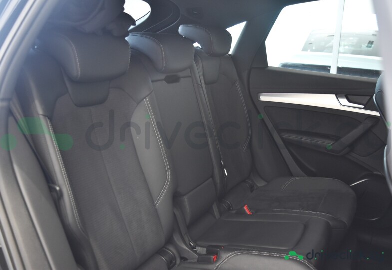 Audi Q5 Sportback Black
