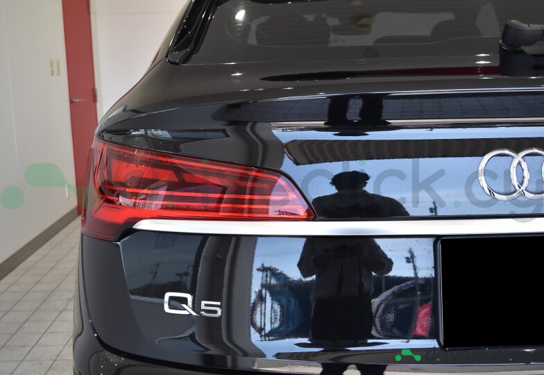 Audi Q5 Sportback Black