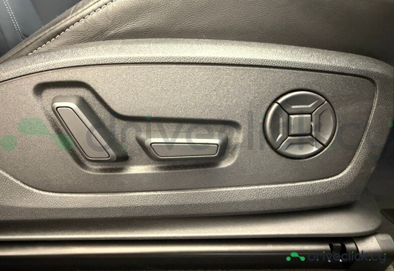 Audi Q3 Grey
