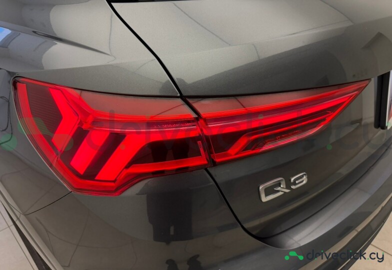 Audi Q3 Grey