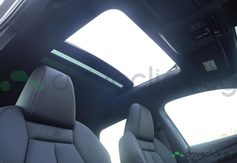 Audi Q4 e-tron Grey
