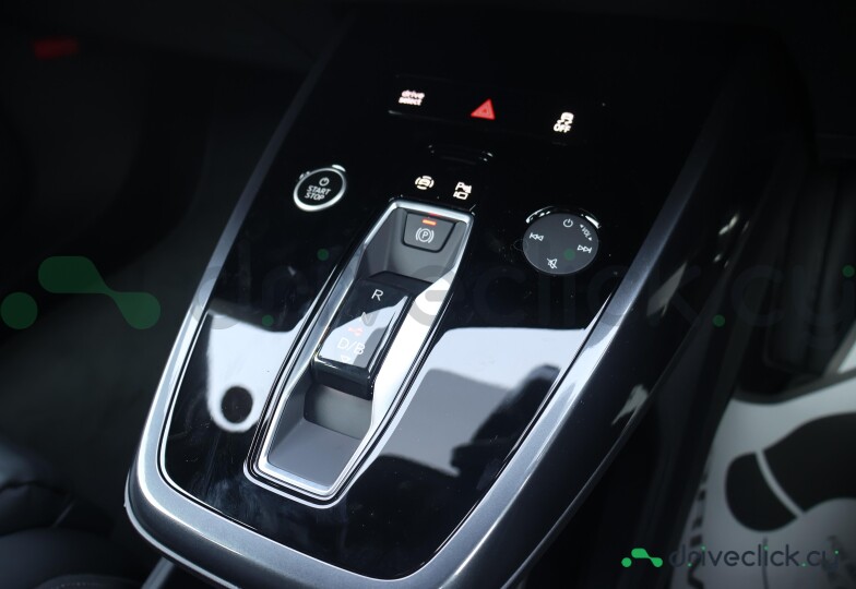 Audi Q4 e-tron Grey