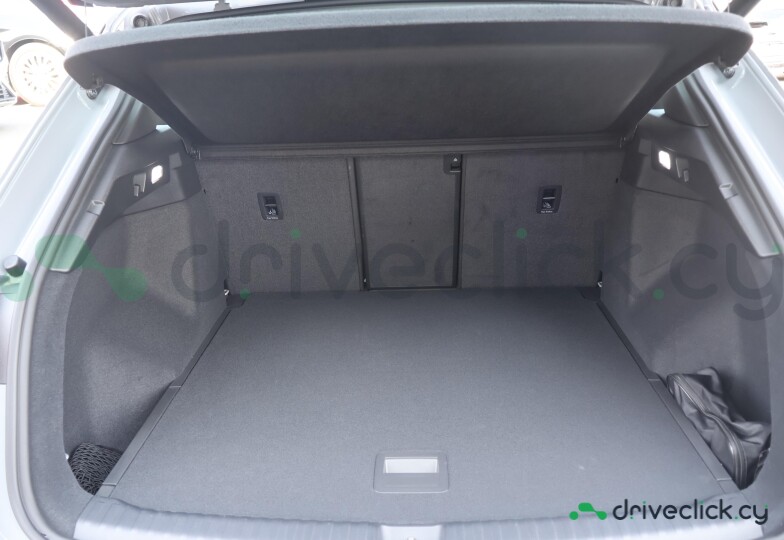 Audi Q4 e-tron Grey