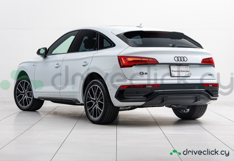 Audi Q5 White