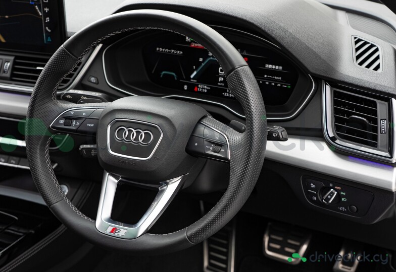 Audi Q5 White