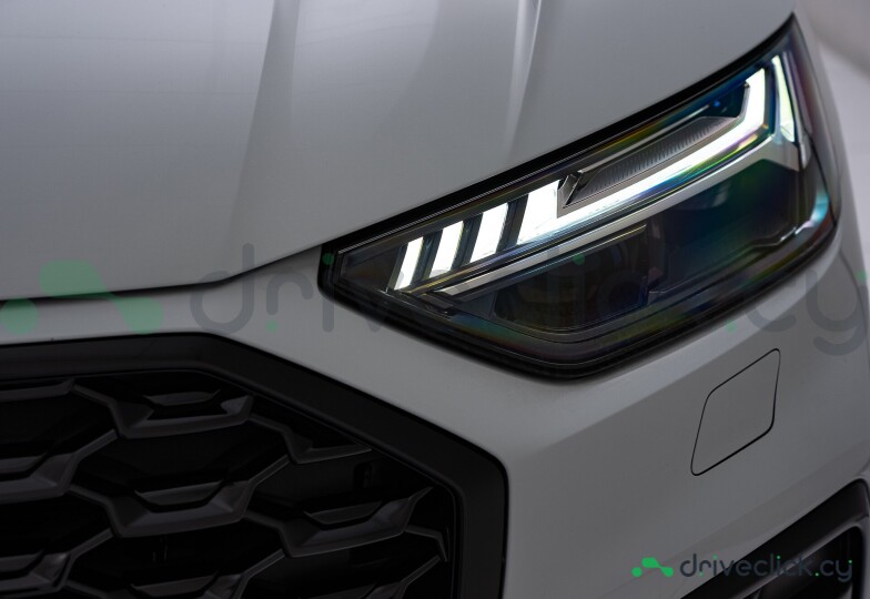 Audi Q5 White