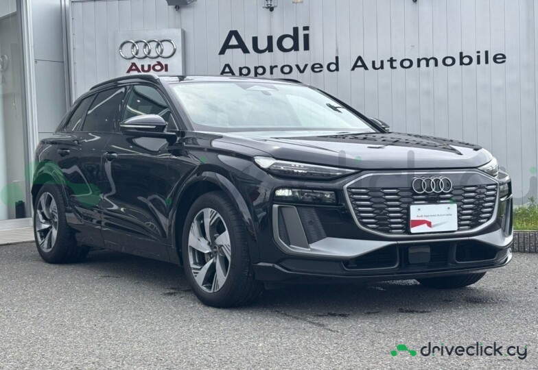 Audi Q6 e-tron Black