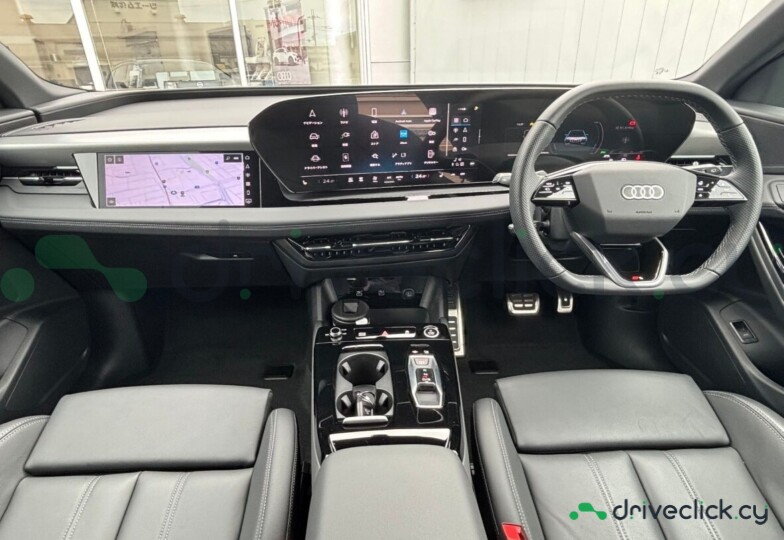 Audi Q6 e-tron Black