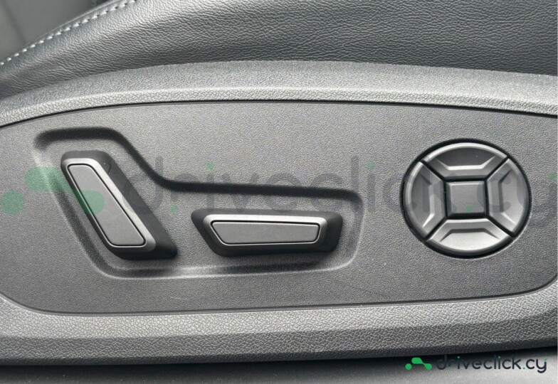 Audi Q6 e-tron Black