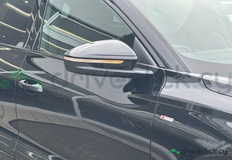 Audi Q6 e-tron Black