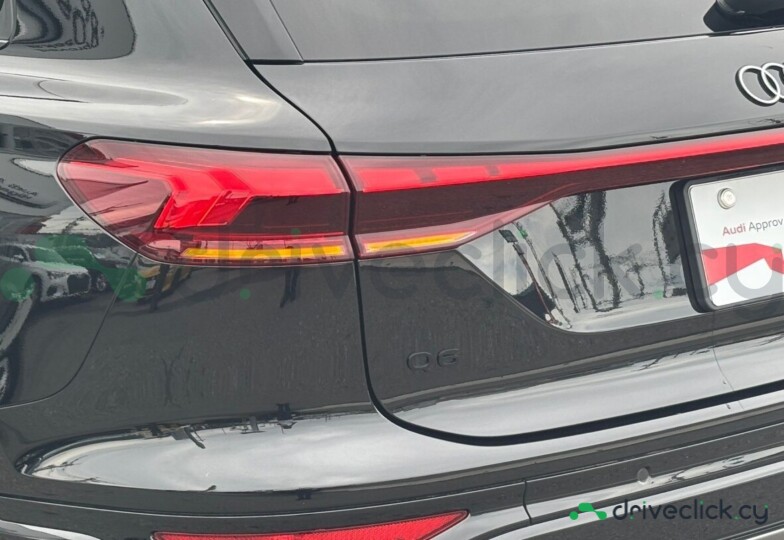 Audi Q6 e-tron Black