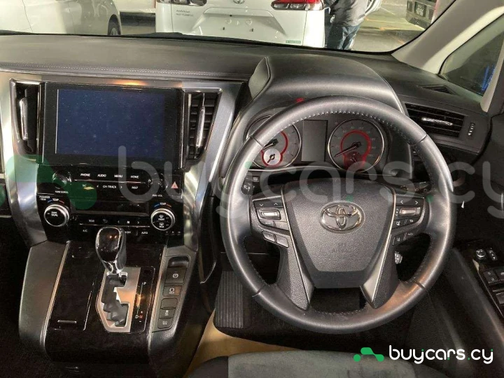 Toyota Alphard White