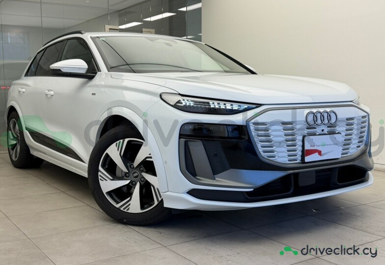Audi Q6 e-tron White