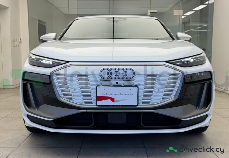 Audi Q6 e-tron White