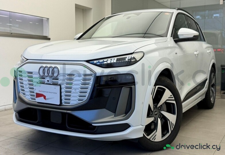 Audi Q6 e-tron White