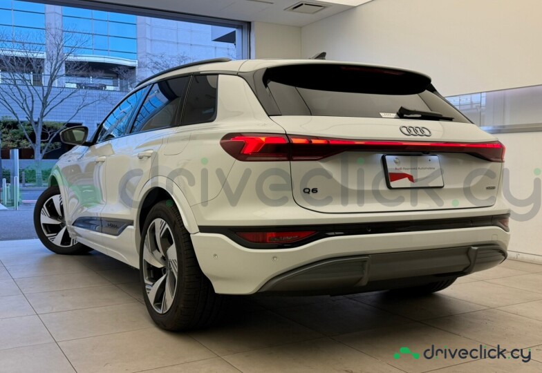 Audi Q6 e-tron White
