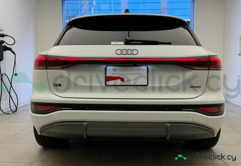 Audi Q6 e-tron White