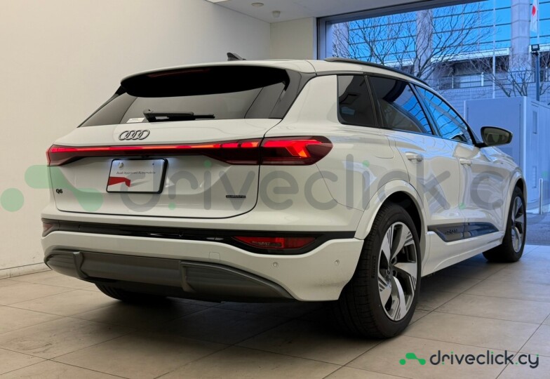 Audi Q6 e-tron White