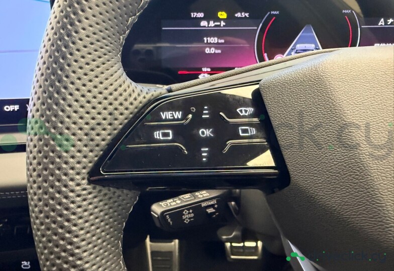 Audi Q6 e-tron White