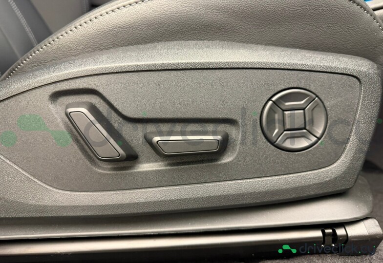 Audi Q6 e-tron White