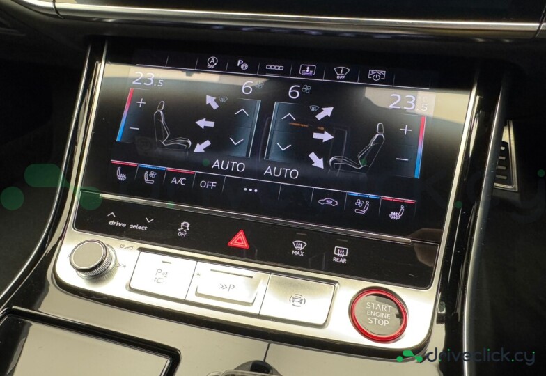 Audi S8 Black