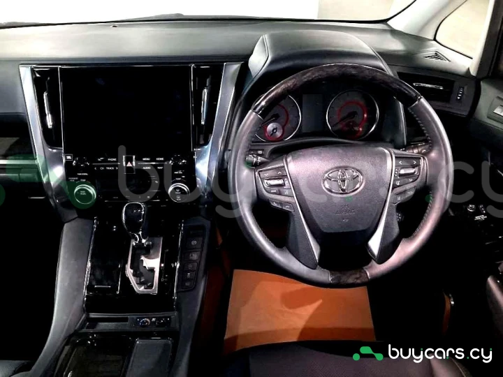 Toyota Alphard White