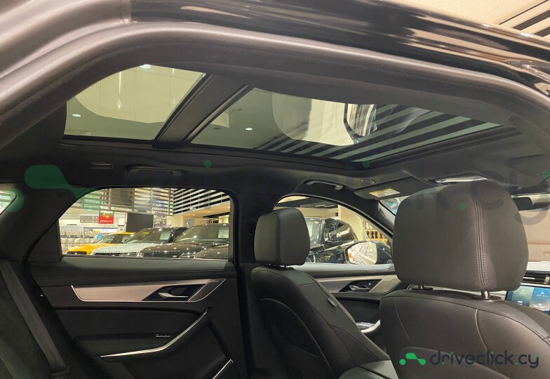 Jaguar F-Pace Черный
