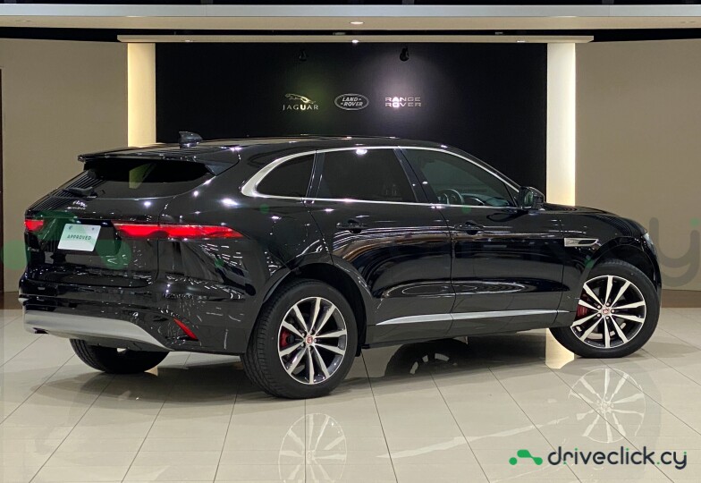 Jaguar F-Pace Черный
