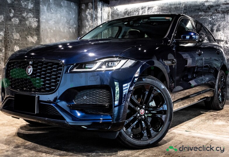 Jaguar F-Pace Синий