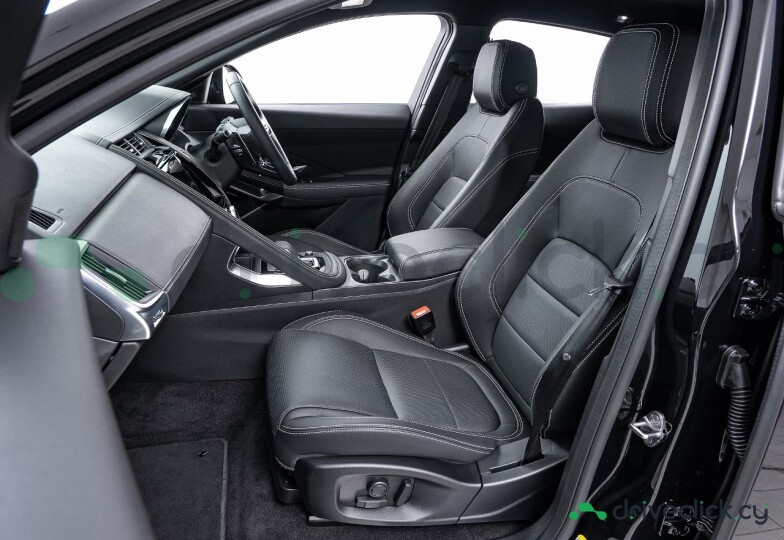 Jaguar F-Pace Black