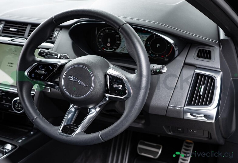 Jaguar F-Pace Black