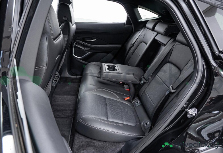 Jaguar F-Pace Black