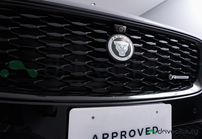 Jaguar F-Pace Black