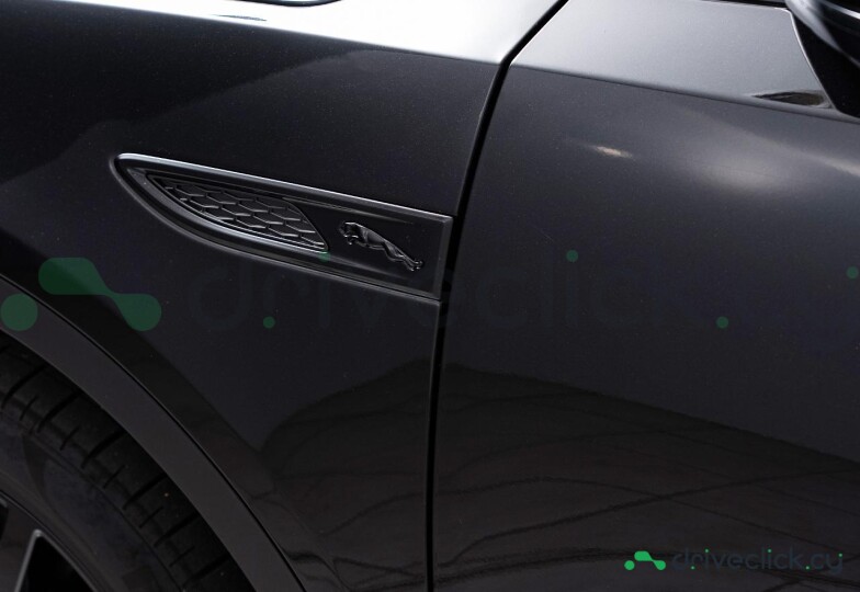 Jaguar F-Pace Black
